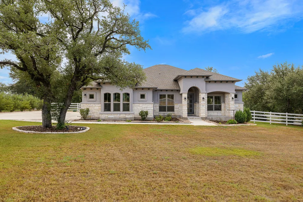 128 Stag Leap Court Liberty Hill, TX 78642