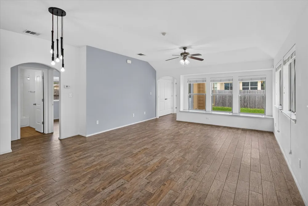 15111 Parrish Lane Austin, TX 78725