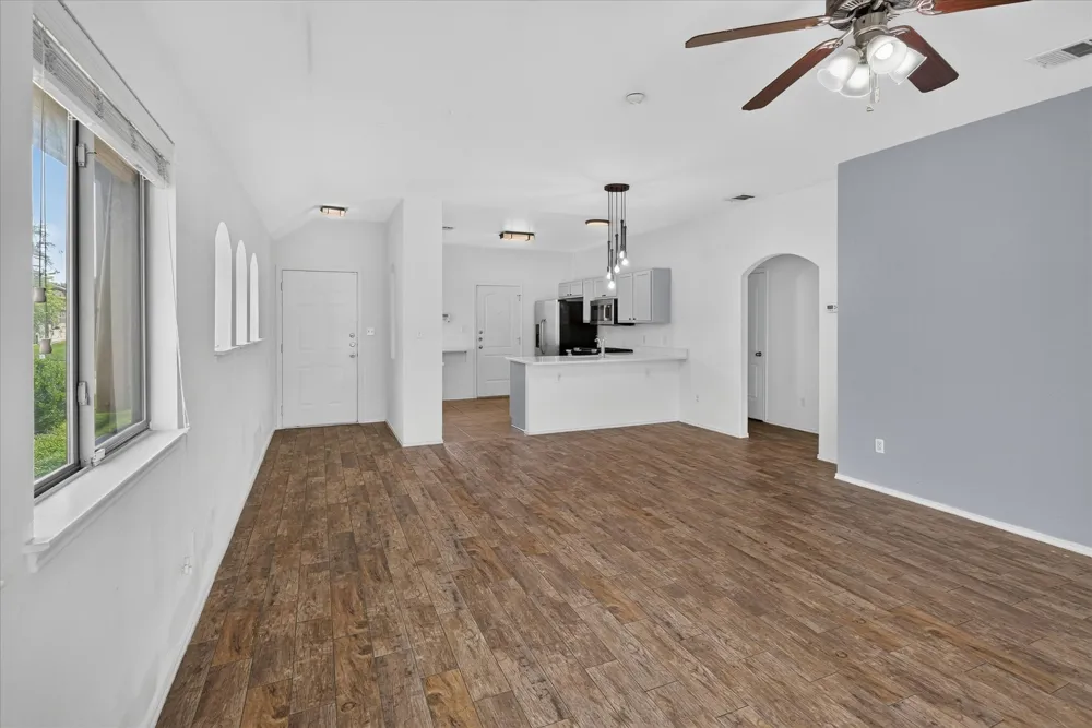 15111 Parrish Lane Austin, TX 78725