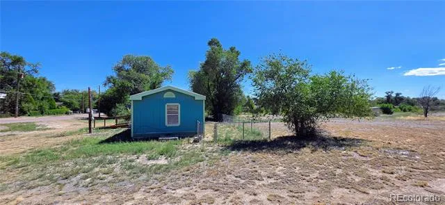 828 3rd Street Penrose, CO 81240
