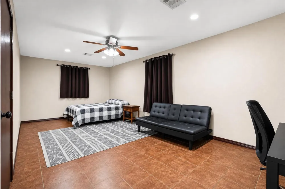 300 Hidden Oaks Drive Point Blank, TX 77364
