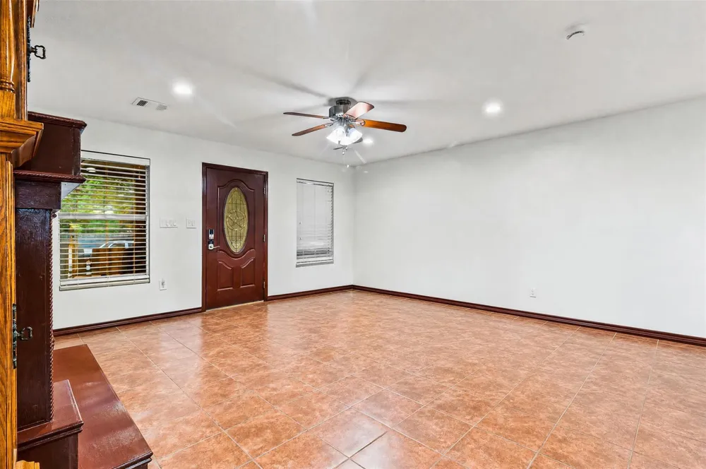 300 Hidden Oaks Drive Point Blank, TX 77364