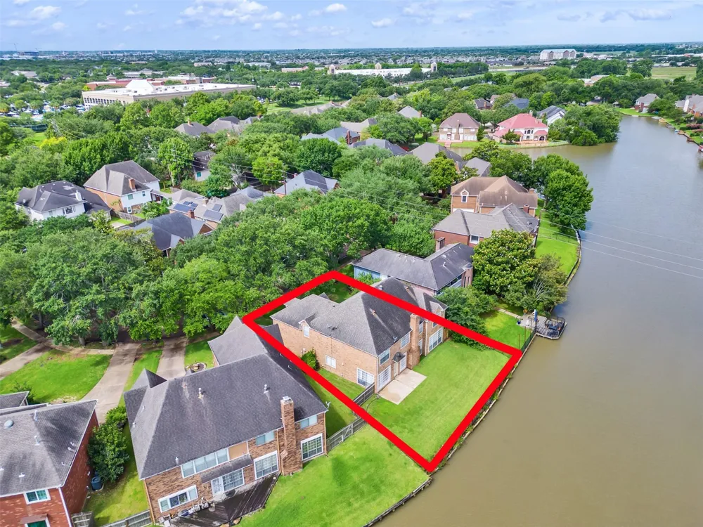 1127 Gloria Court Sugar Land, TX 77478