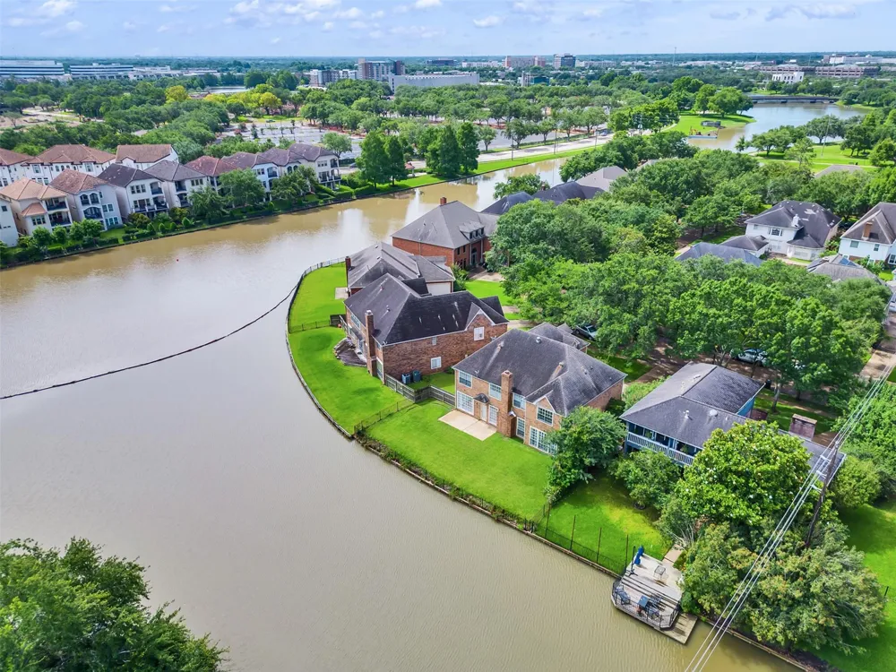 1127 Gloria Court Sugar Land, TX 77478