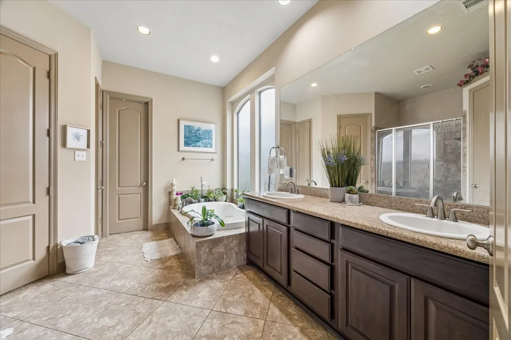 18915 S Bee Cave Springs Circle Cypress, TX 77433