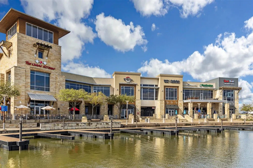 18915 S Bee Cave Springs Circle Cypress, TX 77433