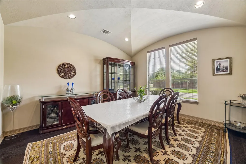 18915 S Bee Cave Springs Circle Cypress, TX 77433