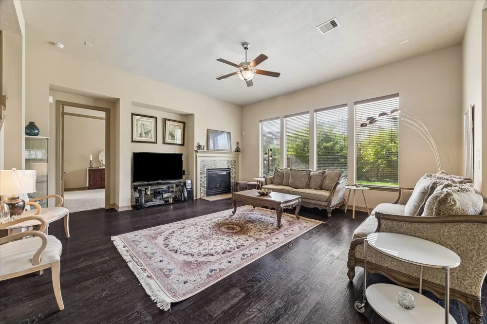 18915 S Bee Cave Springs Circle Cypress, TX 77433