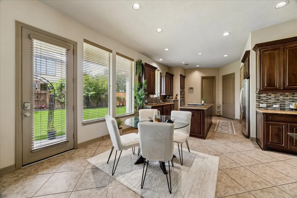 18915 S Bee Cave Springs Circle Cypress, TX 77433
