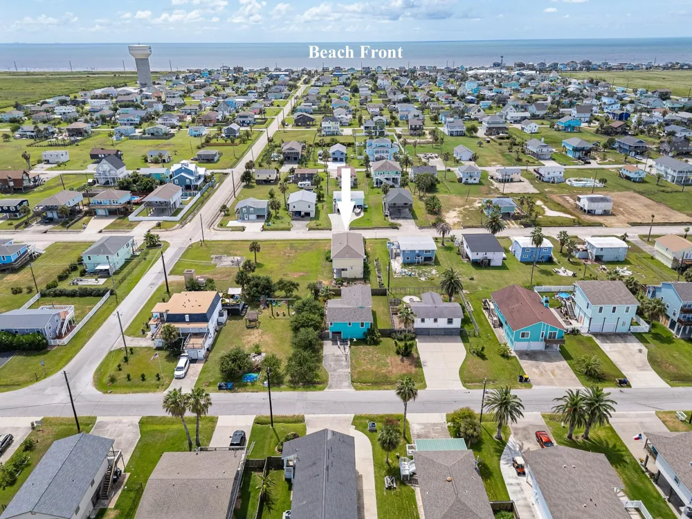 16610 Jolly Roger Road Jamaica Beach, TX 77554