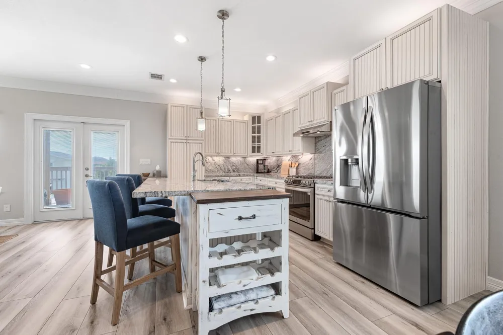 16610 Jolly Roger Road Jamaica Beach, TX 77554