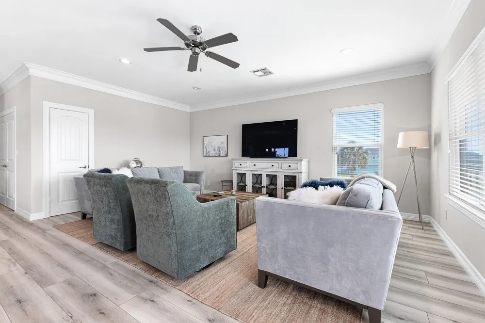 16610 Jolly Roger Road Jamaica Beach, TX 77554