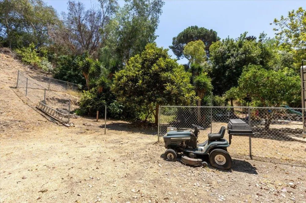 5488 New Mills Rd San Diego, CA 92115