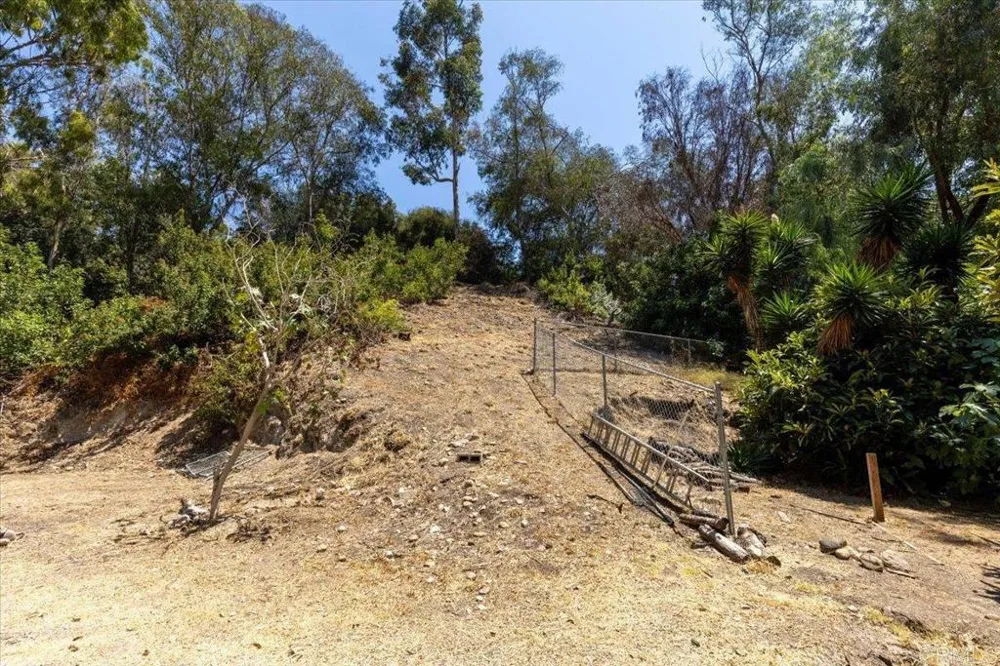 5488 New Mills Rd San Diego, CA 92115