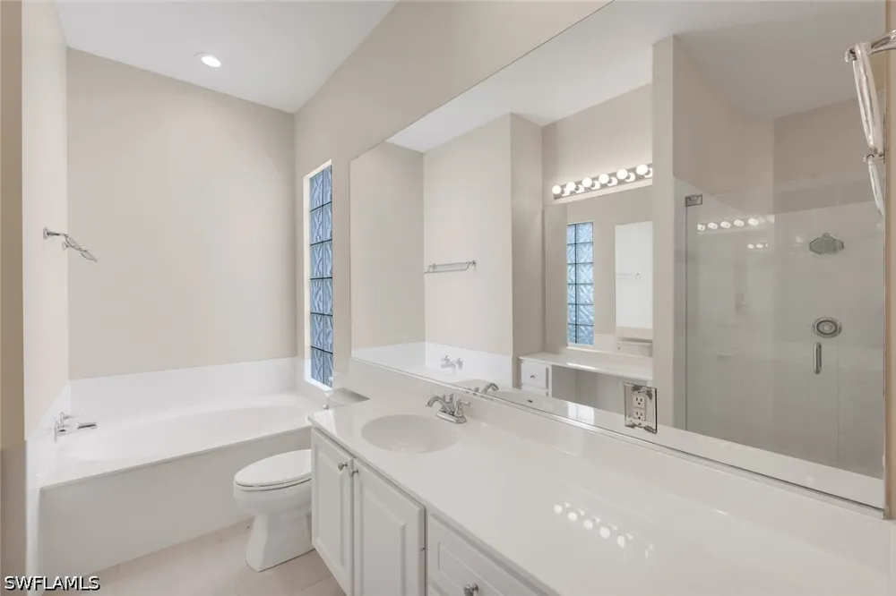 Whidbey Way Naples, FL 34119