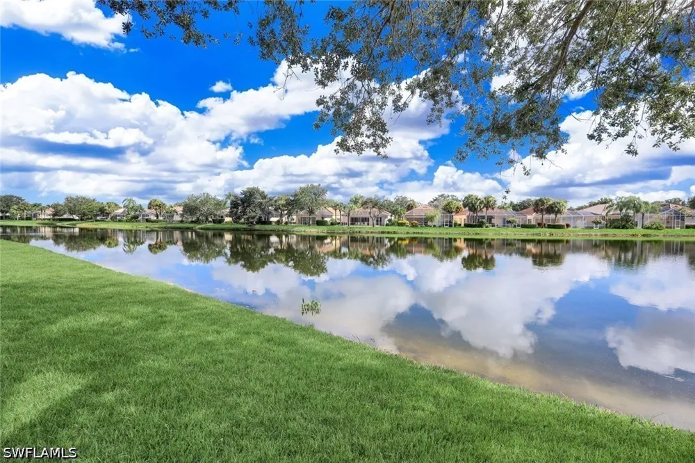 Whidbey Way Naples, FL 34119