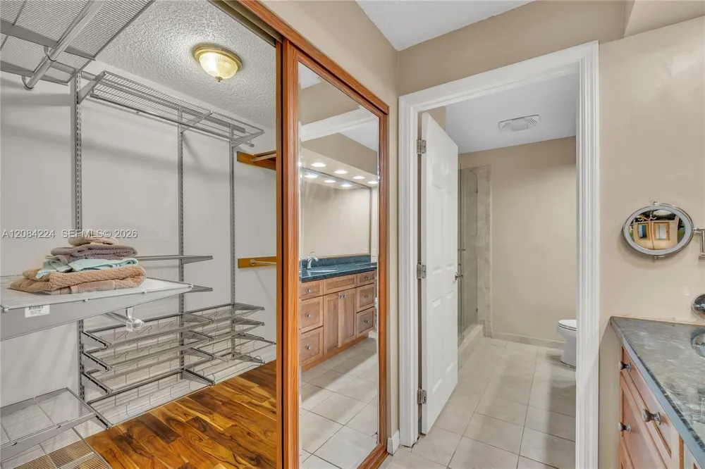 685 SE 25th Ln Homestead, FL 33033