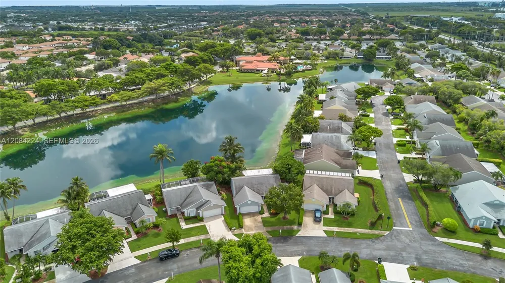 685 SE 25th Ln Homestead, FL 33033
