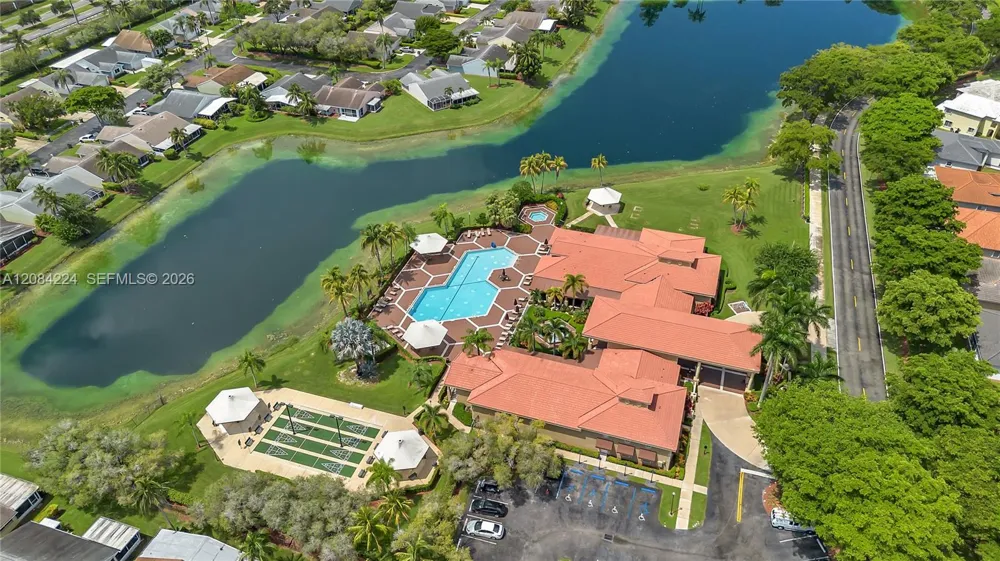685 SE 25th Ln Homestead, FL 33033