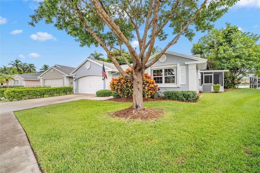 685 SE 25th Ln Homestead, FL 33033