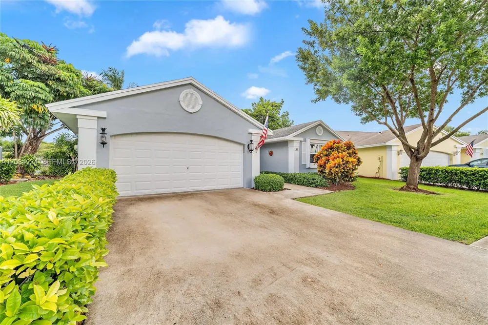 685 SE 25th Ln Homestead, FL 33033