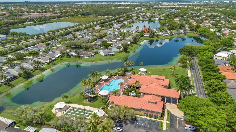 685 SE 25th Ln Homestead, FL 33033