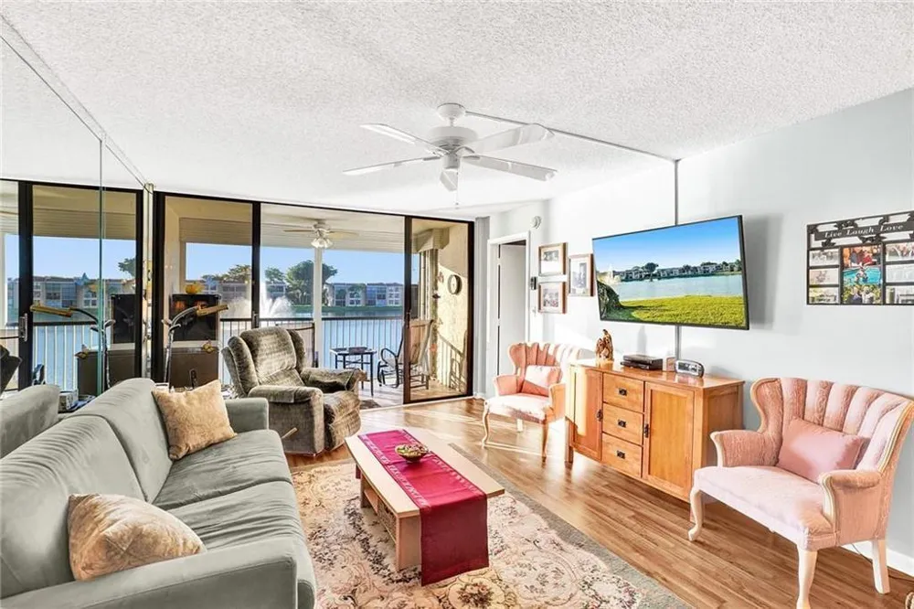 6114 Coral Lake Drive Margate, FL 33063