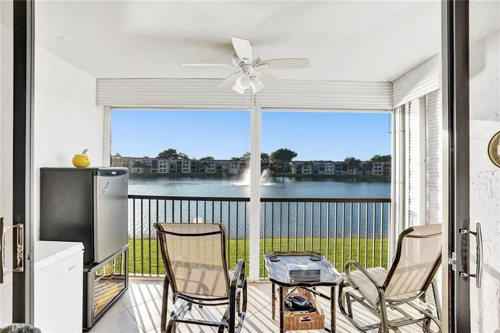 6114 Coral Lake Drive Margate, FL 33063