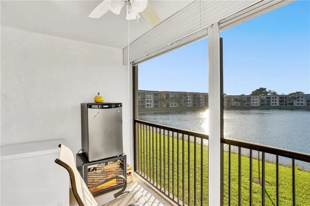 6114 Coral Lake Drive Margate, FL 33063