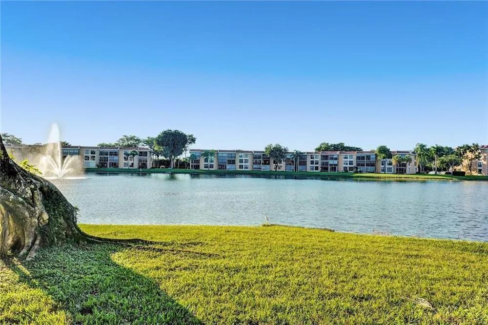 6114 Coral Lake Drive Margate, FL 33063