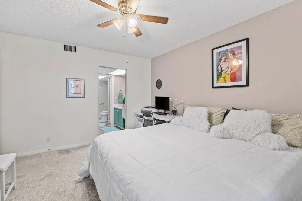 5100 Las Verdes Circle #316 Delray Beach, FL 33484