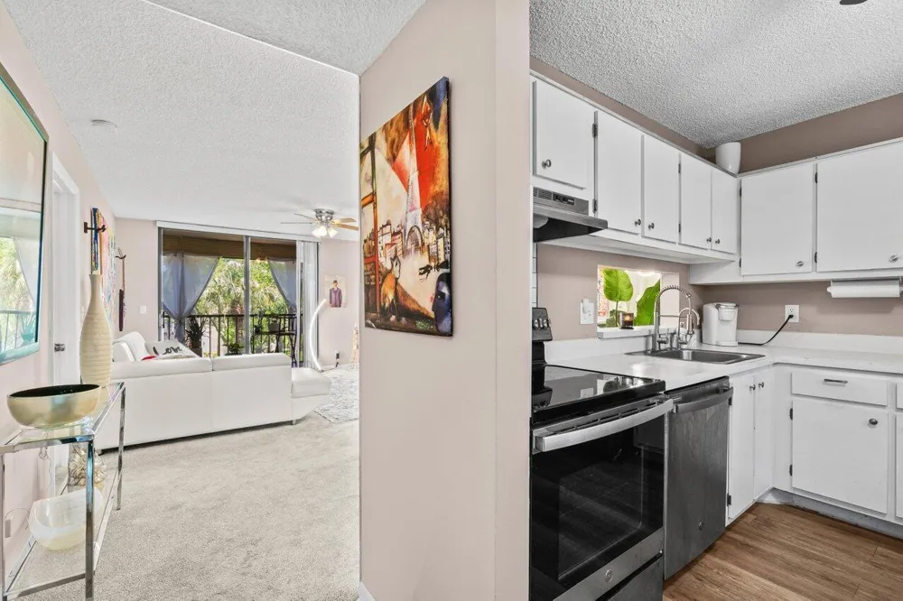 5100 Las Verdes Circle #316 Delray Beach, FL 33484