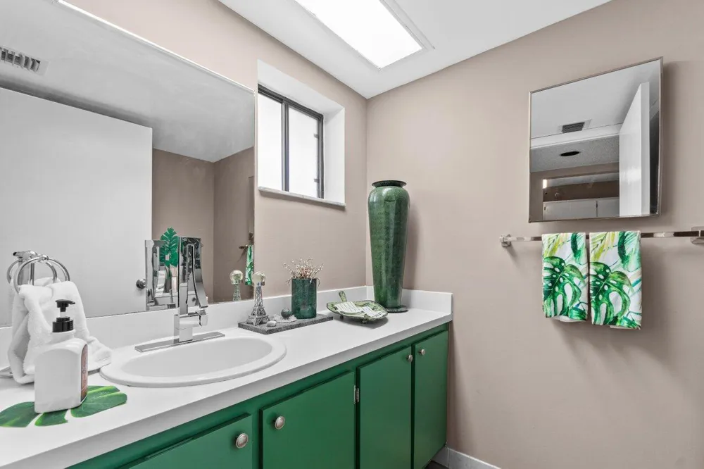 5100 Las Verdes Circle #316 Delray Beach, FL 33484