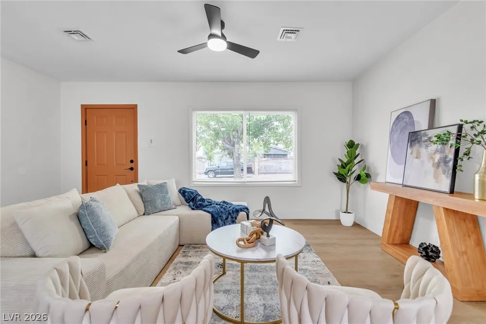 228 Earl Street Las Vegas, NV 89101