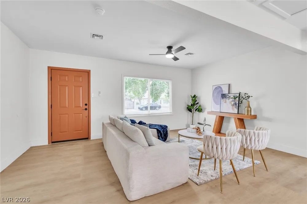 228 Earl Street Las Vegas, NV 89101