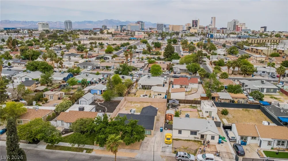228 Earl Street Las Vegas, NV 89101