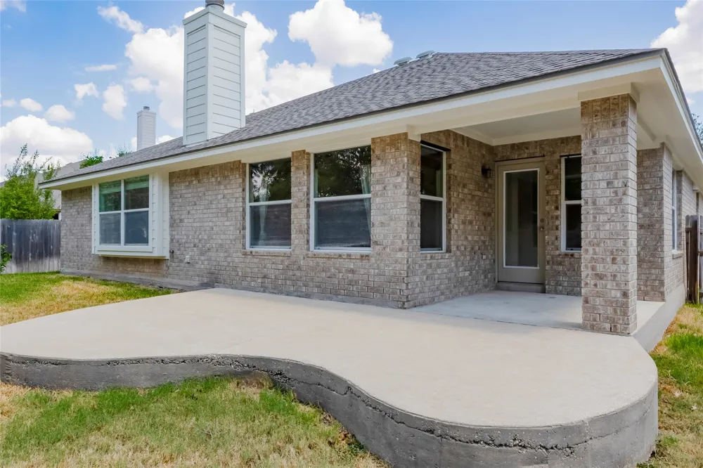 15220 Fernhill Drive Austin, TX 78717