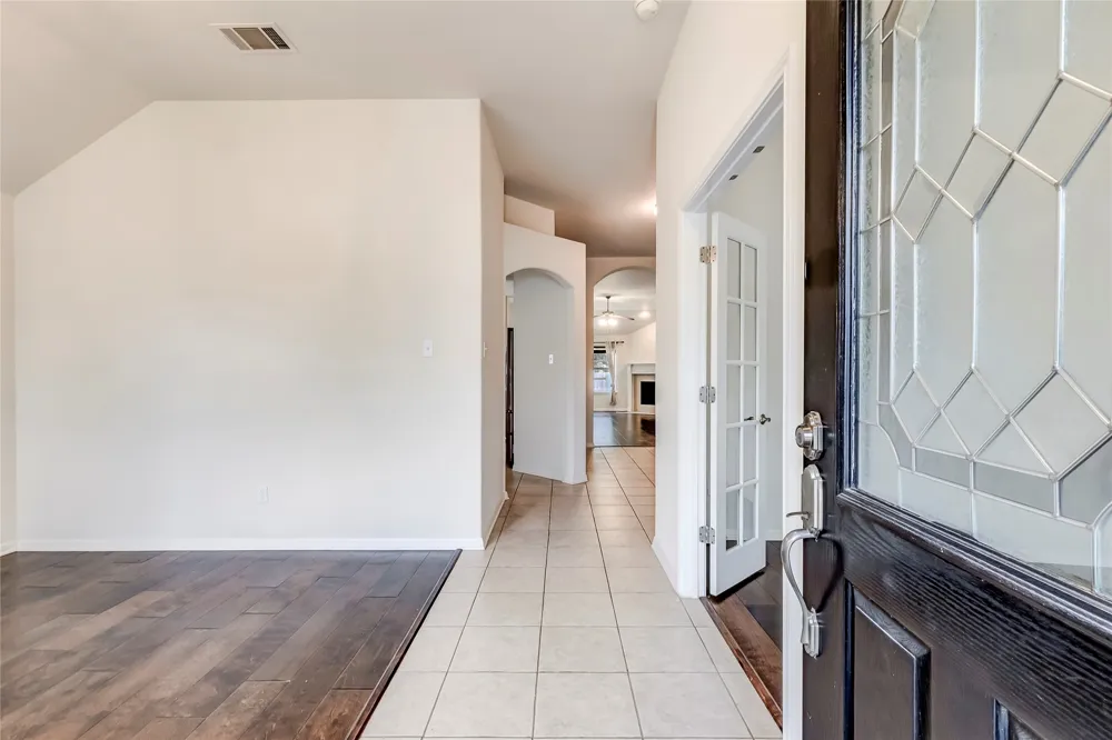 15220 Fernhill Drive Austin, TX 78717