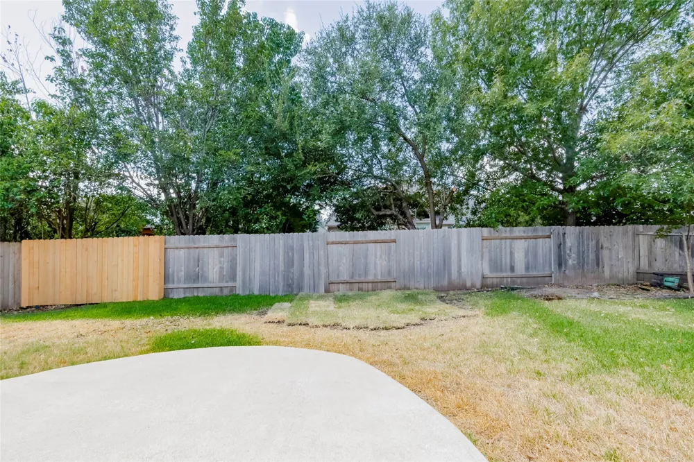 15220 Fernhill Drive Austin, TX 78717