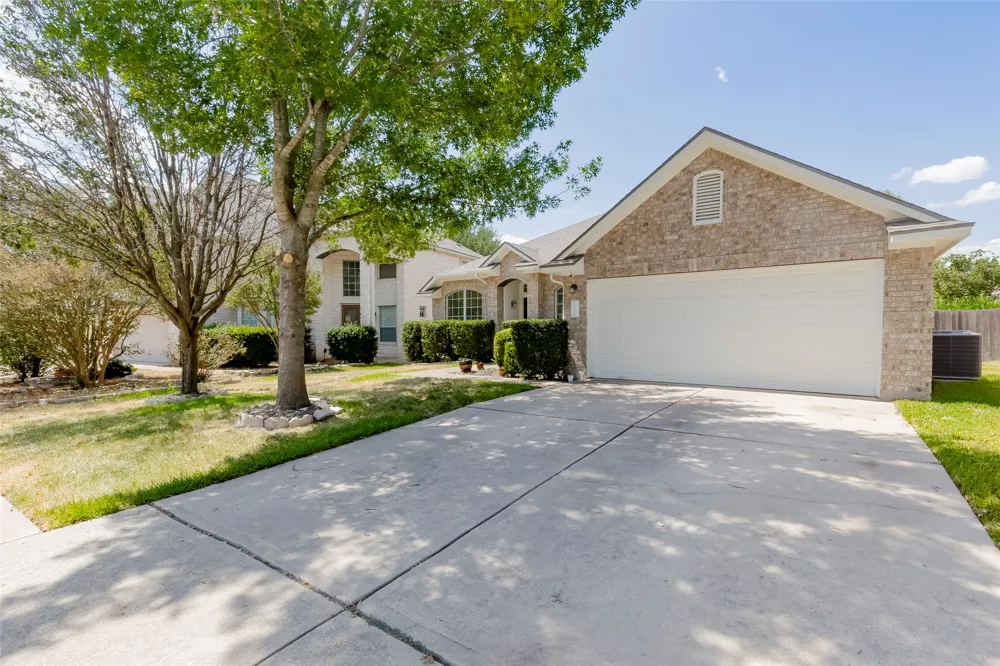 15220 Fernhill Drive Austin, TX 78717