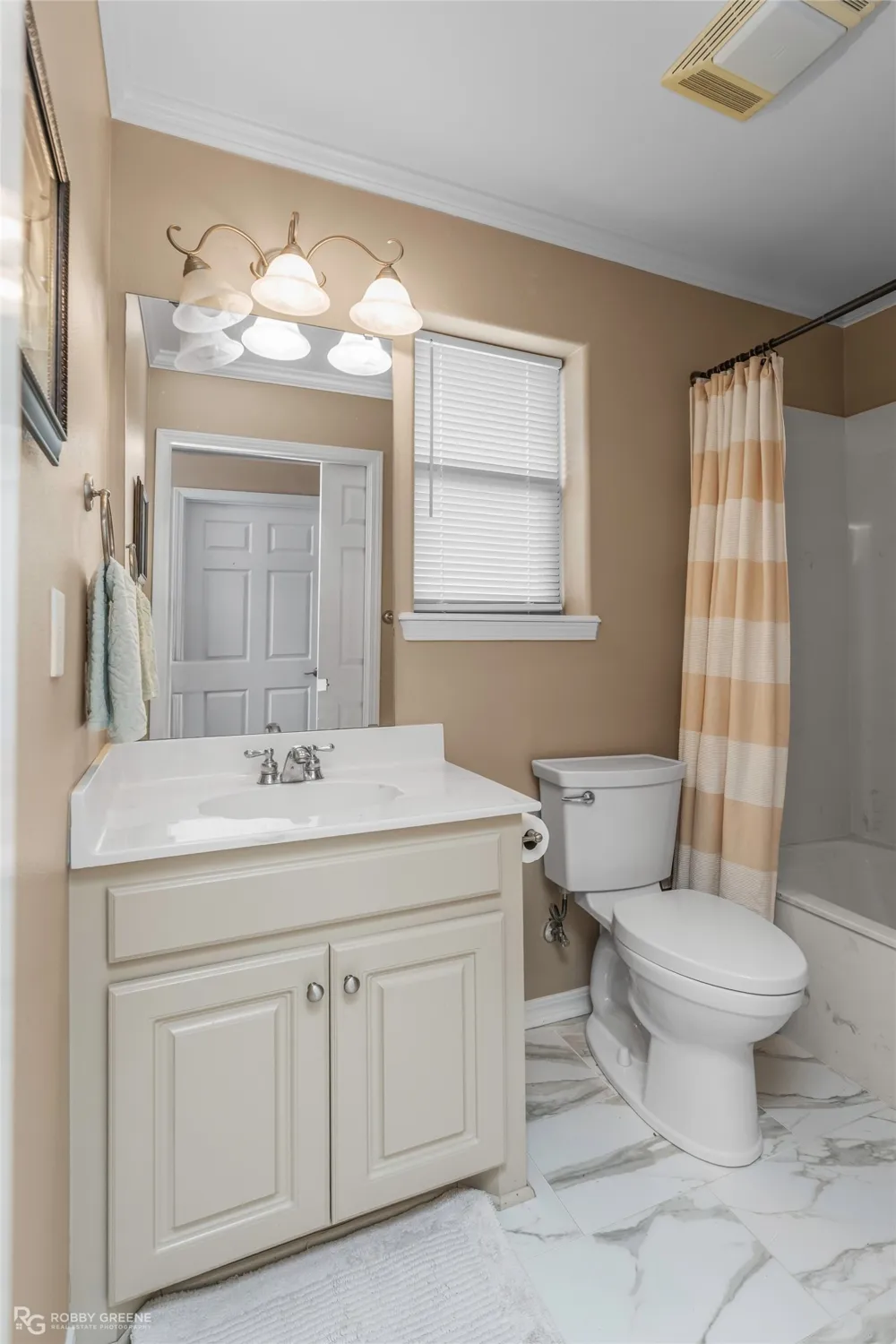 136 Rachel Lane Bossier City, LA 71111