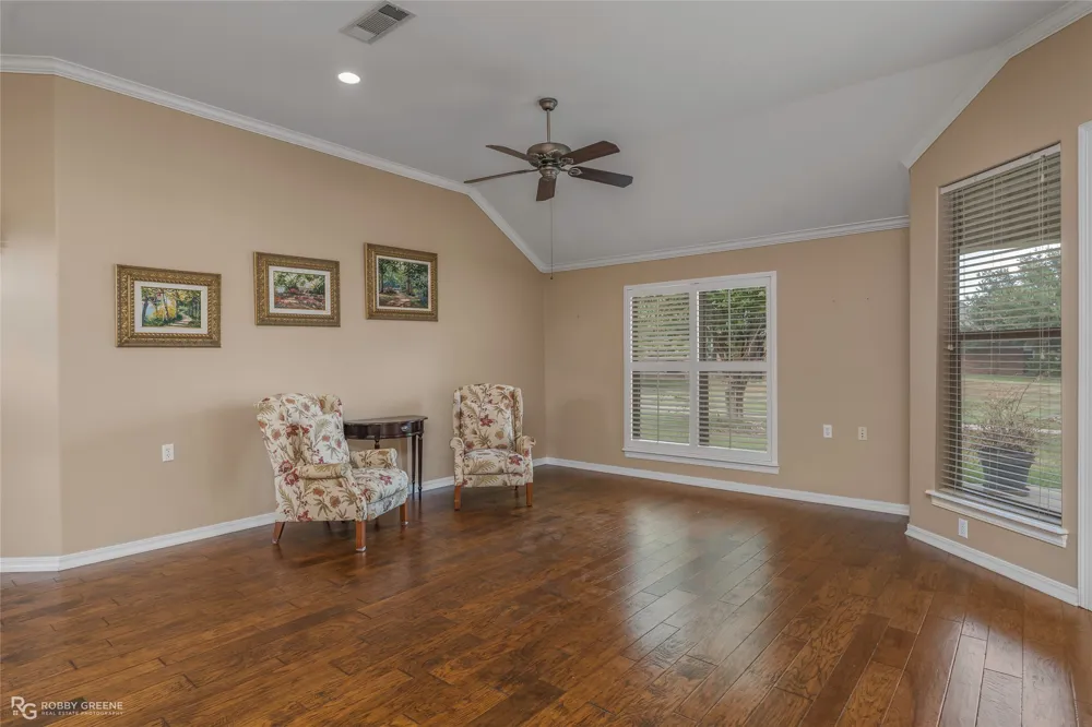 136 Rachel Lane Bossier City, LA 71111