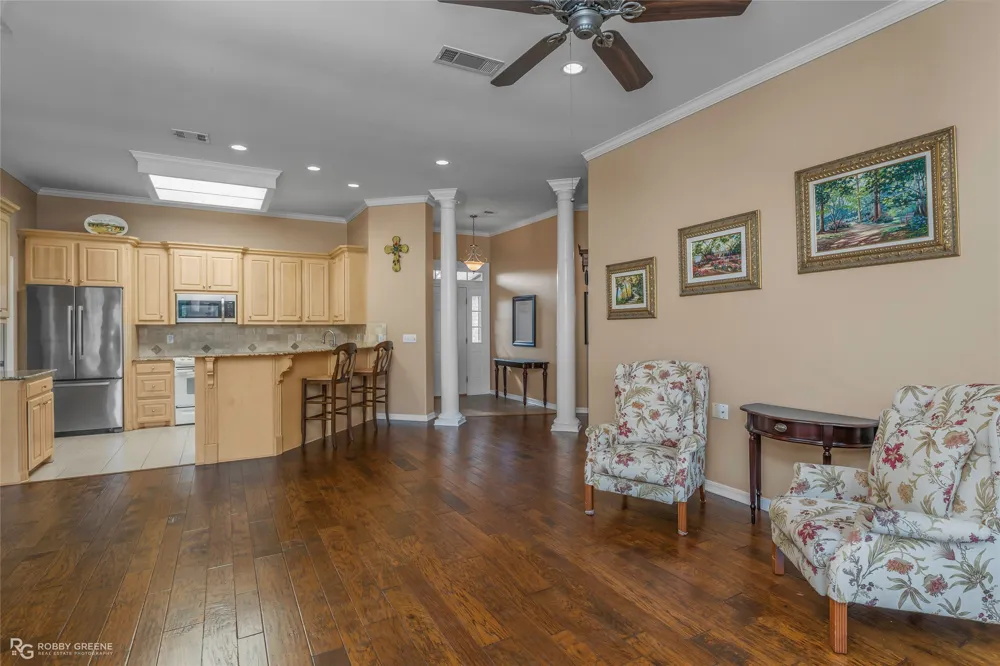 136 Rachel Lane Bossier City, LA 71111