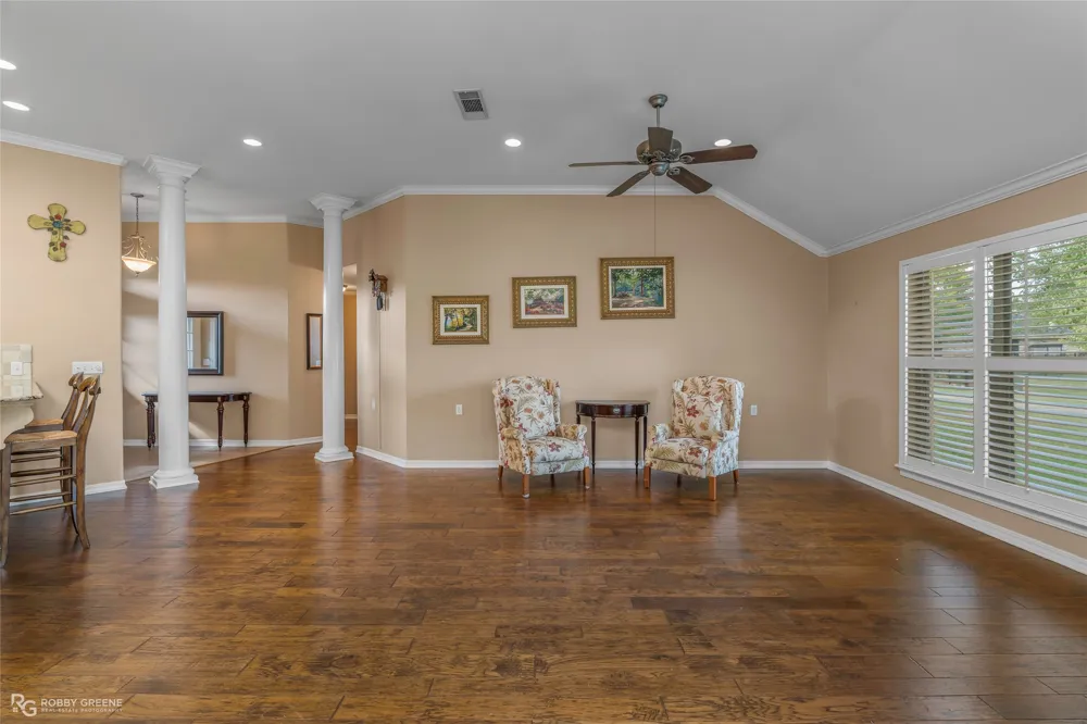 136 Rachel Lane Bossier City, LA 71111