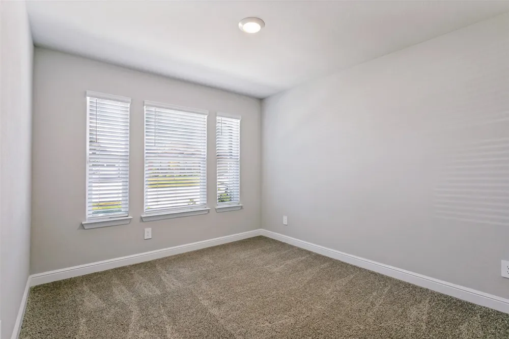 1608 Central Park Drive Alvarado, TX 76009