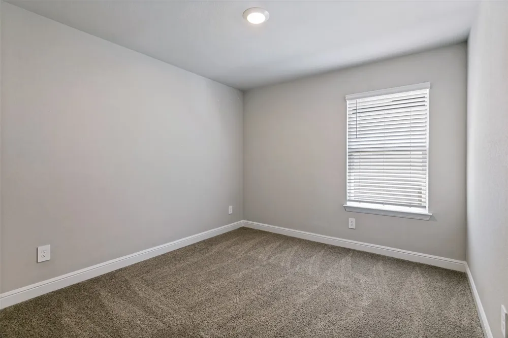 1608 Central Park Drive Alvarado, TX 76009