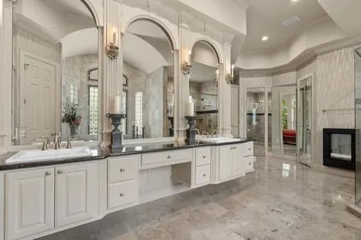 16 Grand Mnr Sugar Land, TX 77479