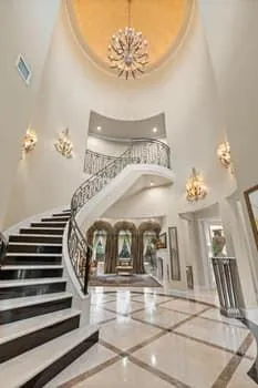 16 Grand Mnr Sugar Land, TX 77479