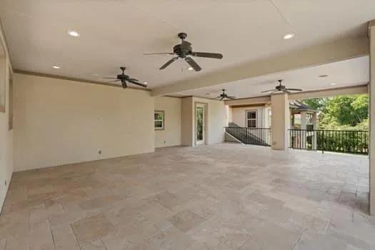 16 Grand Mnr Sugar Land, TX 77479