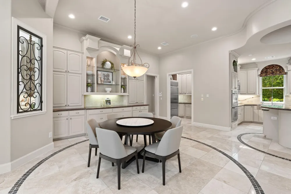 16 Grand Mnr Sugar Land, TX 77479